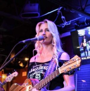Brianna Marie at The Turtle Grille